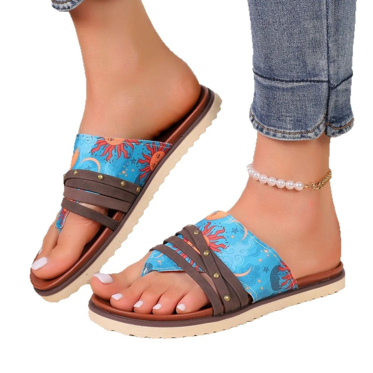 Plus size beach sandals slippers in flip-flop style with artificial PU upper and rubber sole