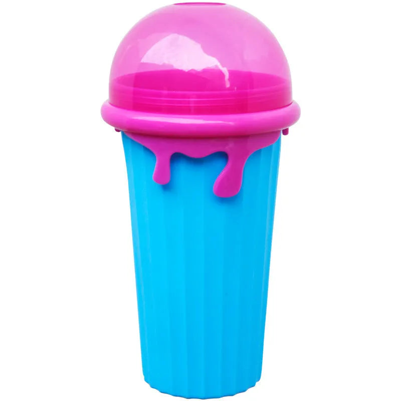 Blue 500ml slushy maker cup for homemade smoothies and quick-frozen drinks