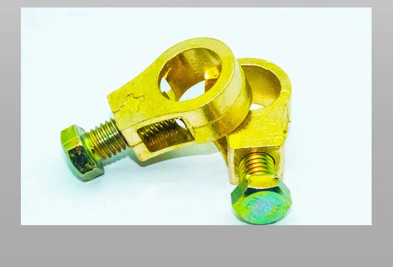 Pure copper battery terminal connector clamp for car and marine batteries.