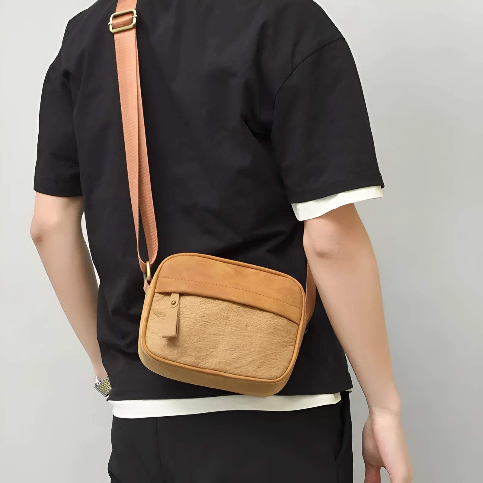 Men's waterproof paper crossbody bag in European retro style