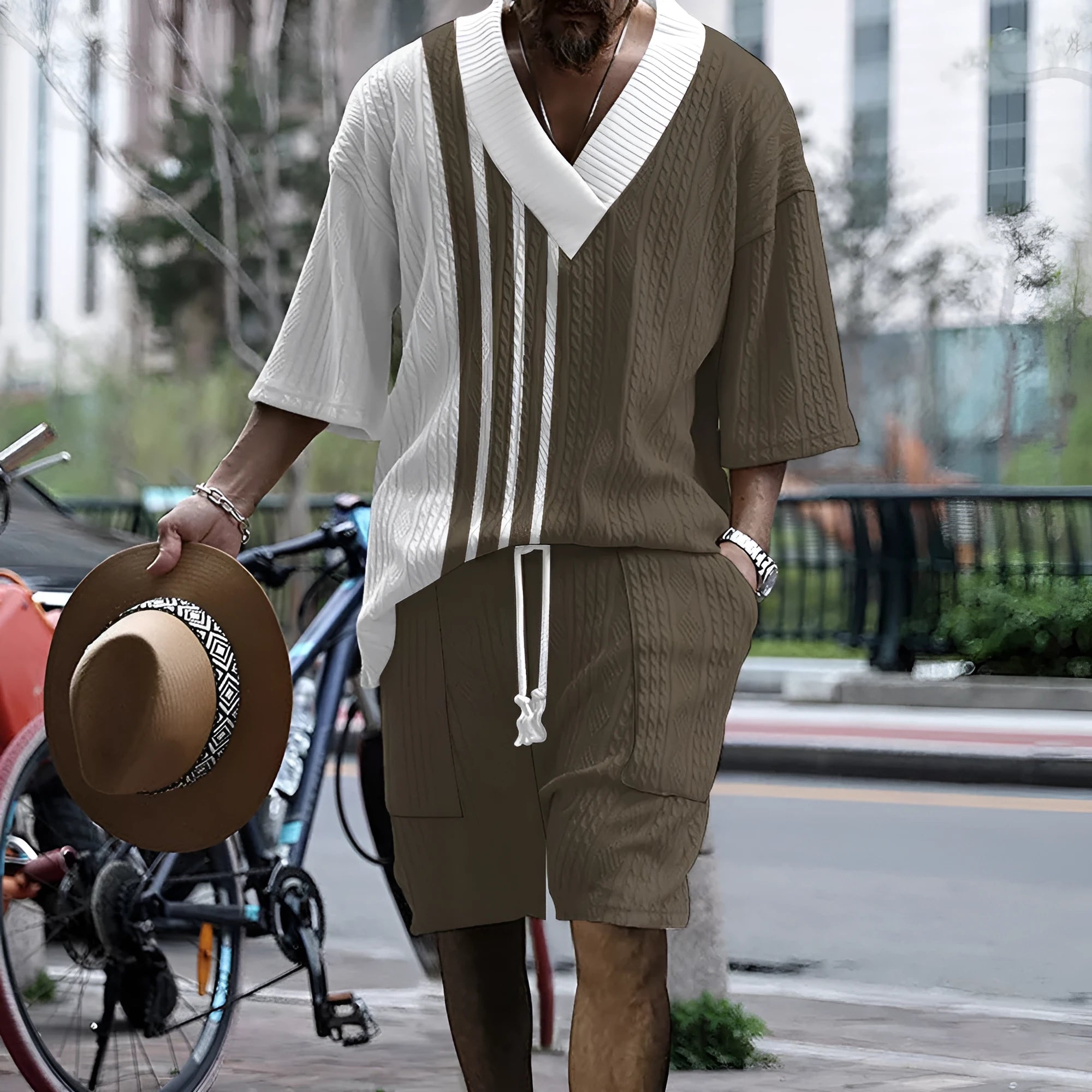 Men's printed knitted drop-shoulder short-sleeved top and shorts lounge set.