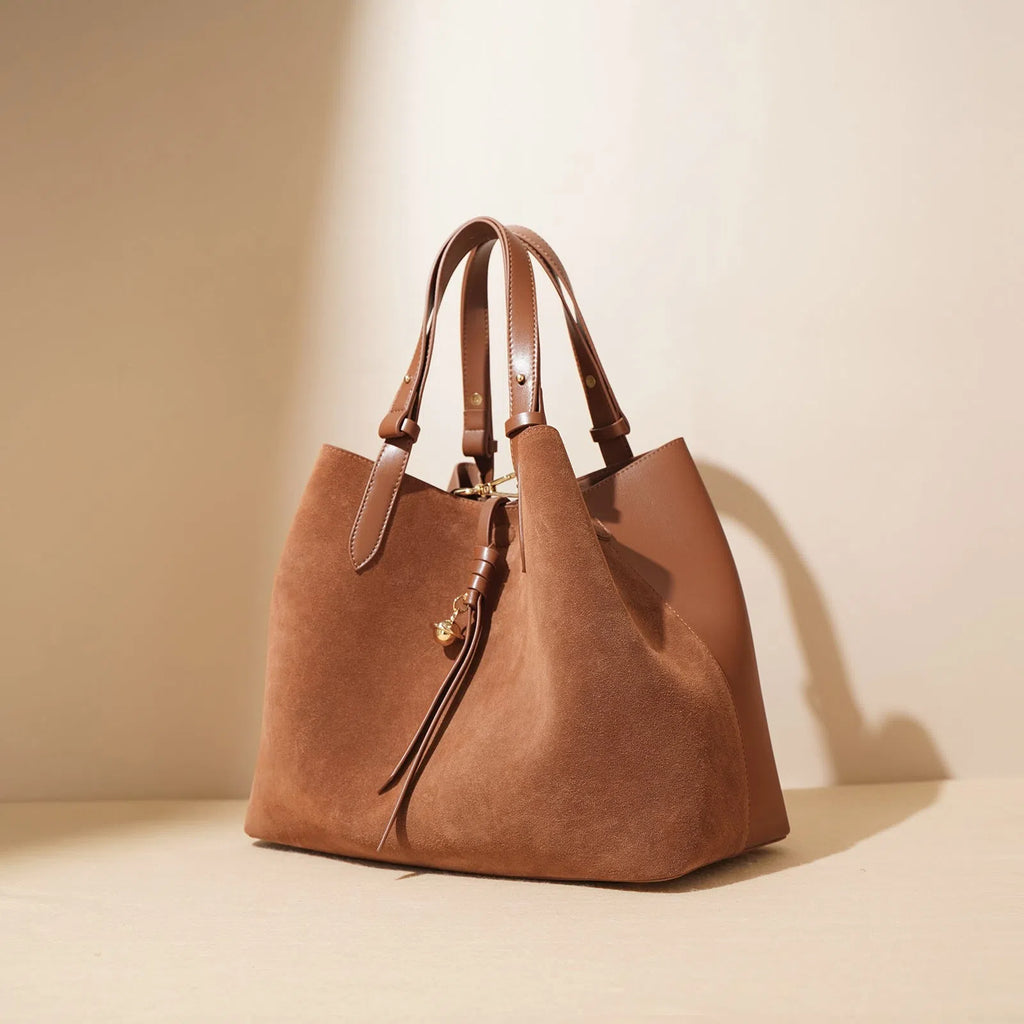Maillard-style retro tote bag in olive green with document pocket and three-dimensional outer pocket