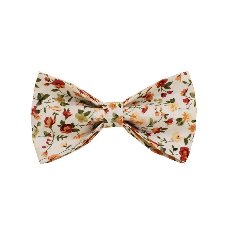 Small white flower pet dog collar suit set with bow decoration and matching accessories