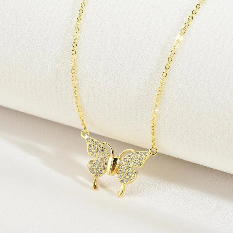 Gold magnetic snap butterfly clavicle necklace with twisted titanium steel chain