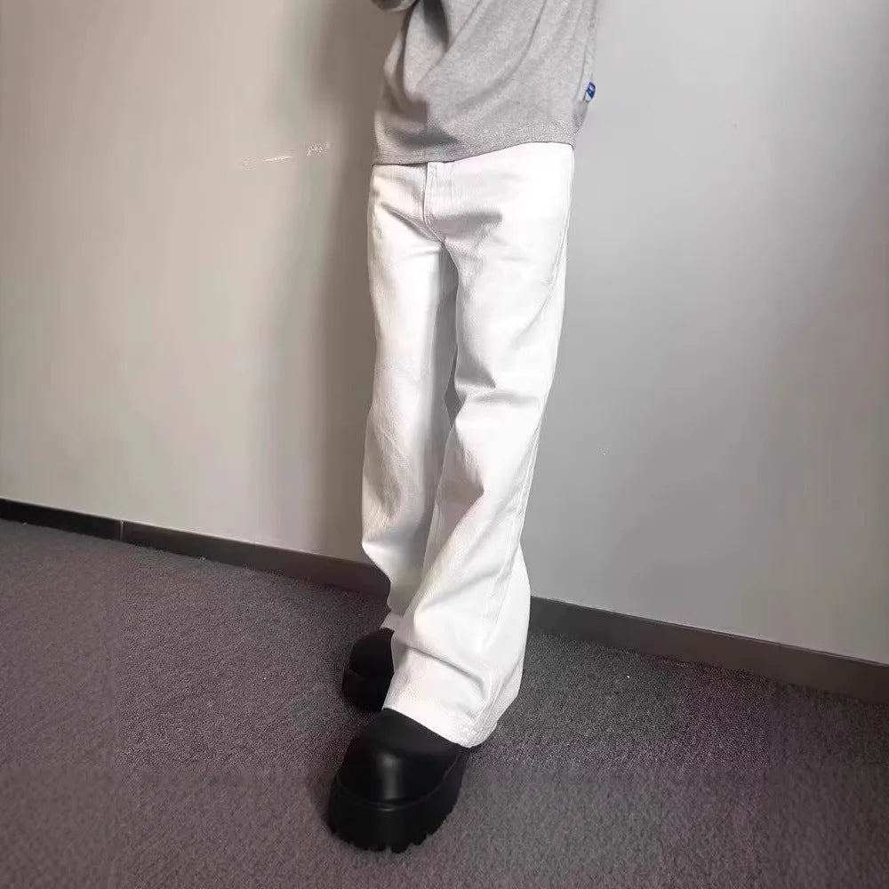 Men's white straight leg jeans with loose wide leg opening and American high street styling
