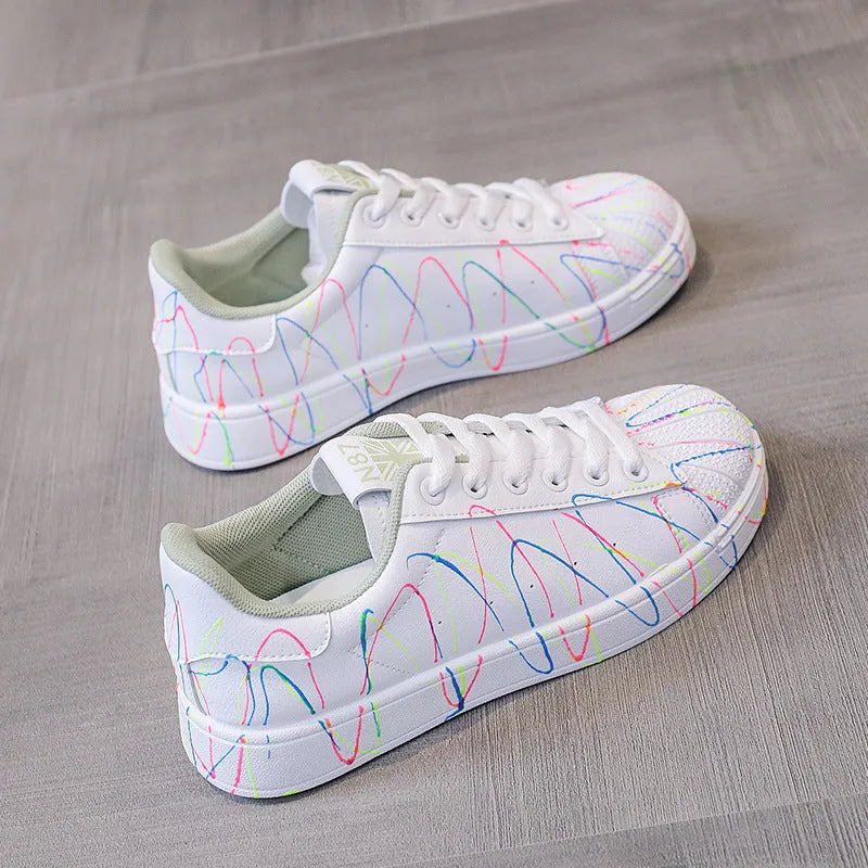 Starry luminous little white shoes for women, low-top microfiber upper and rubber sole, beige, black, and green