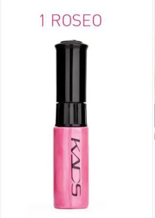 Color print nail polish bottle with 7ml net content in standard colour finish