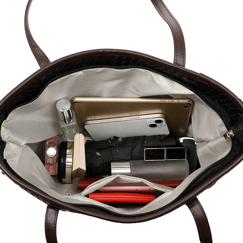 Retro women's large capacity black PU leather commuter handbag with horizontal square design