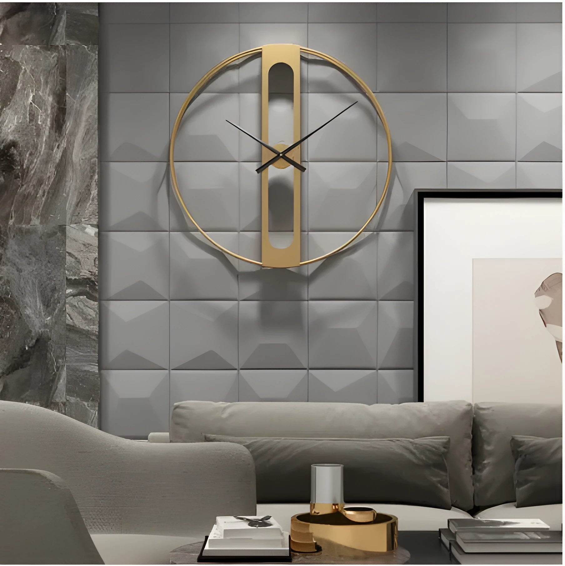 Round metal wall clock with 50cm diameter analogue dial in black or gold colour