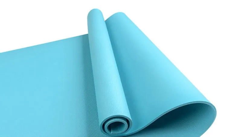 EVA fitness yoga mat in blue, showing non-slip texture and 4mm thickness.