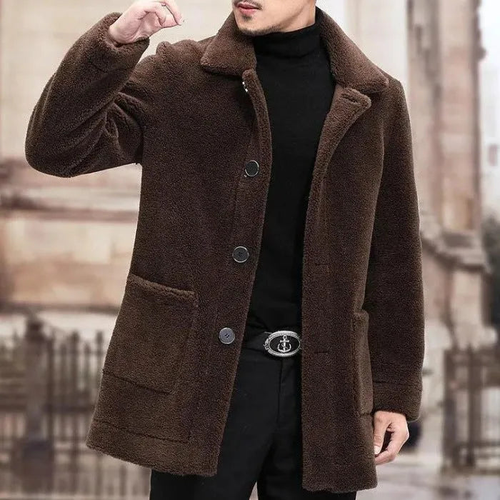 Short fur coat jacket with lapel collar in black synthetic blend, 3D patch pockets, regular length
