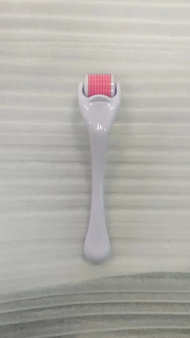 540 micro needle derma roller with mechanical design in various handle and wheel colour combinations
