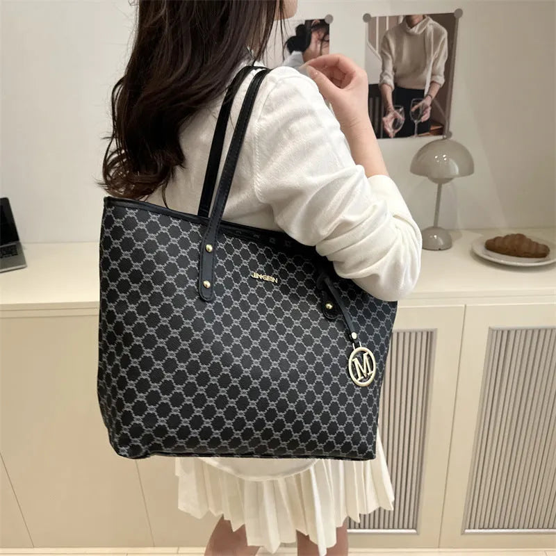 Western-style textured PU leather shoulder bag in black, shown with a 22.5cm strap.