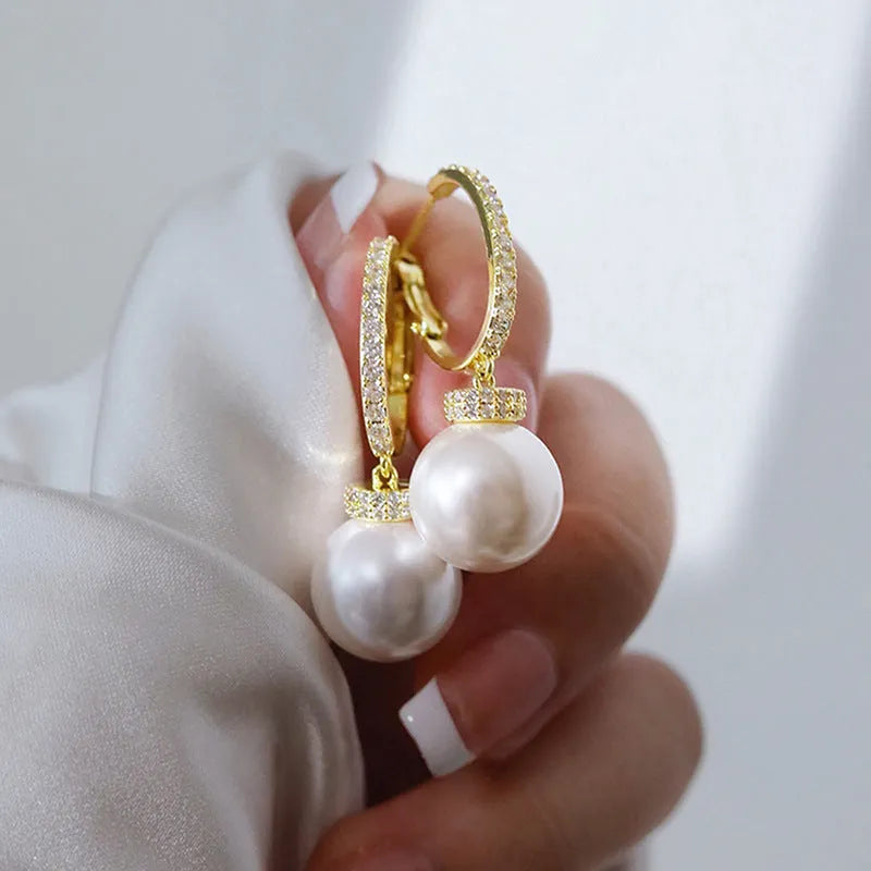 Yellow gold copper earrings with imitation pearl and zircon in geometric round and ring design