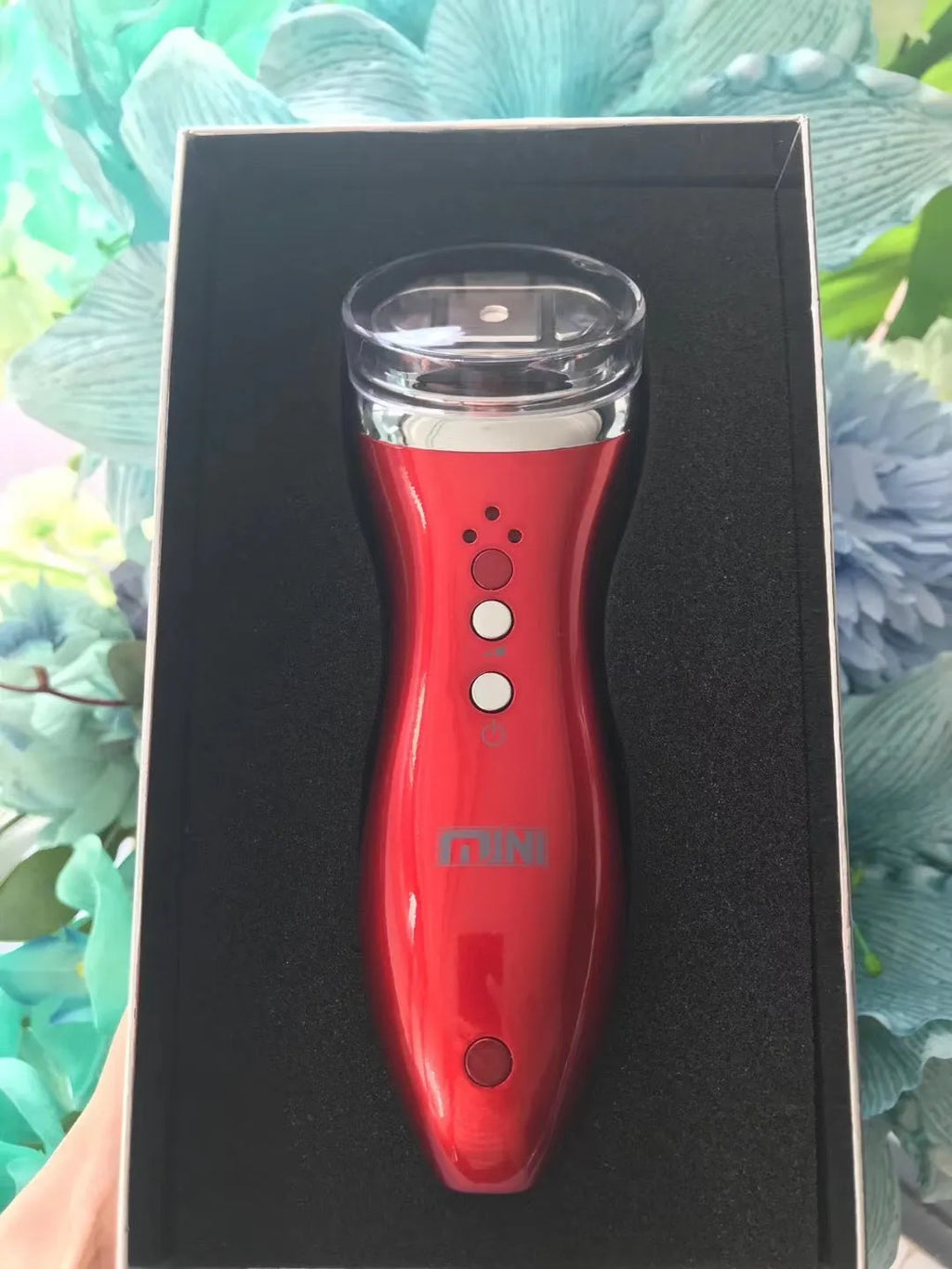 Mini ultrasonic scalpel in purple for facial firming with 35W plug-in power