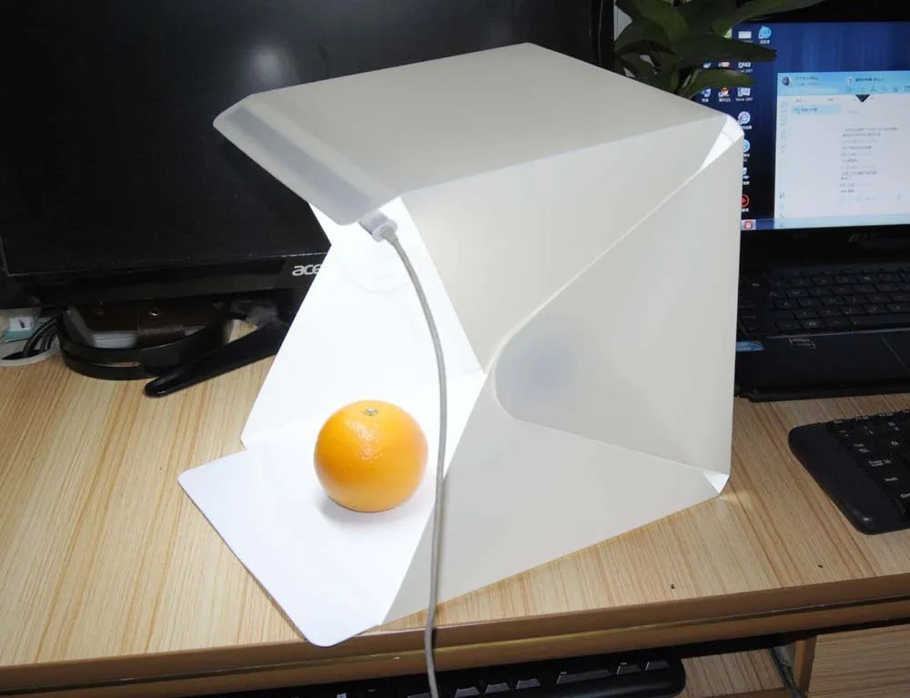 40cm folding studio LED soft light box with adjustable colour temperature and six coloured background cloths for photography