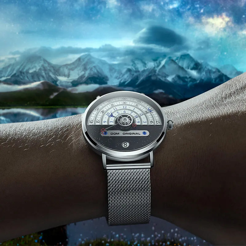 Men's round dial quartz watch with gold or silver alloy case and stainless steel or leather strap options