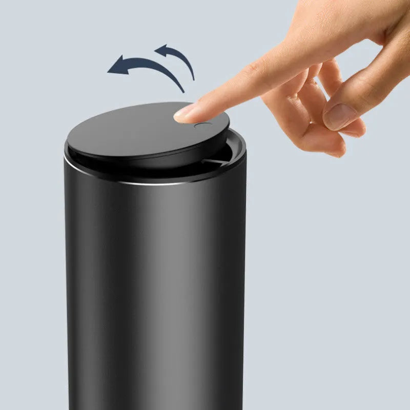 Mini aluminium alloy car trash can in Charm Silver with 35 garbage bags