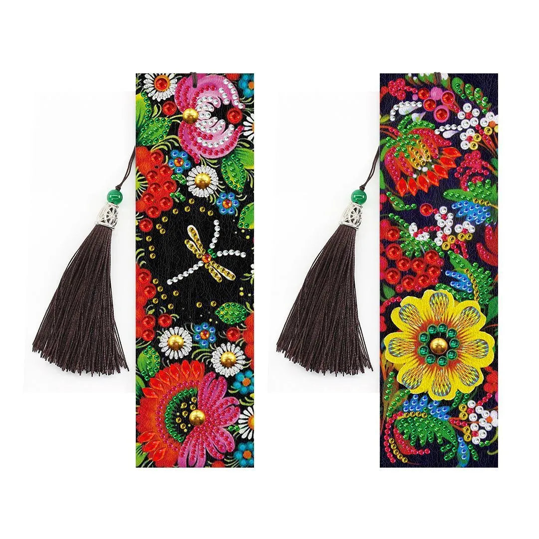 5D diamond painting DIY bookmark kit with pendant charm on 6x21 cm PU canvas.