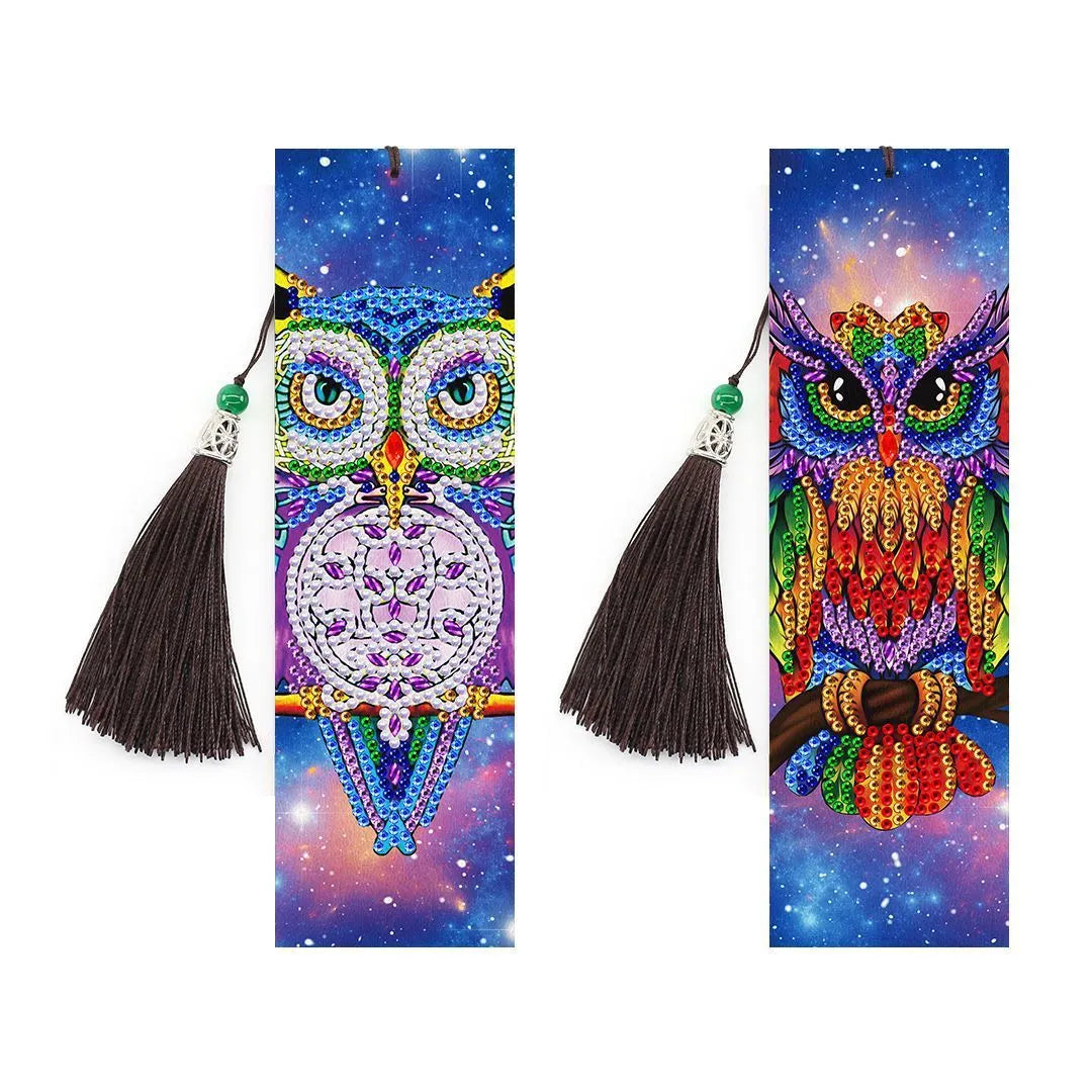 5D diamond painting DIY bookmark kit with pendant charm on 6x21 cm PU canvas.