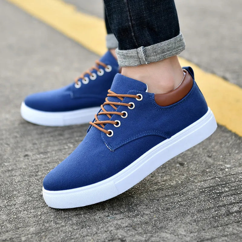 Canvas shoes for men with super high heel, high-top, back tie closure, available in black