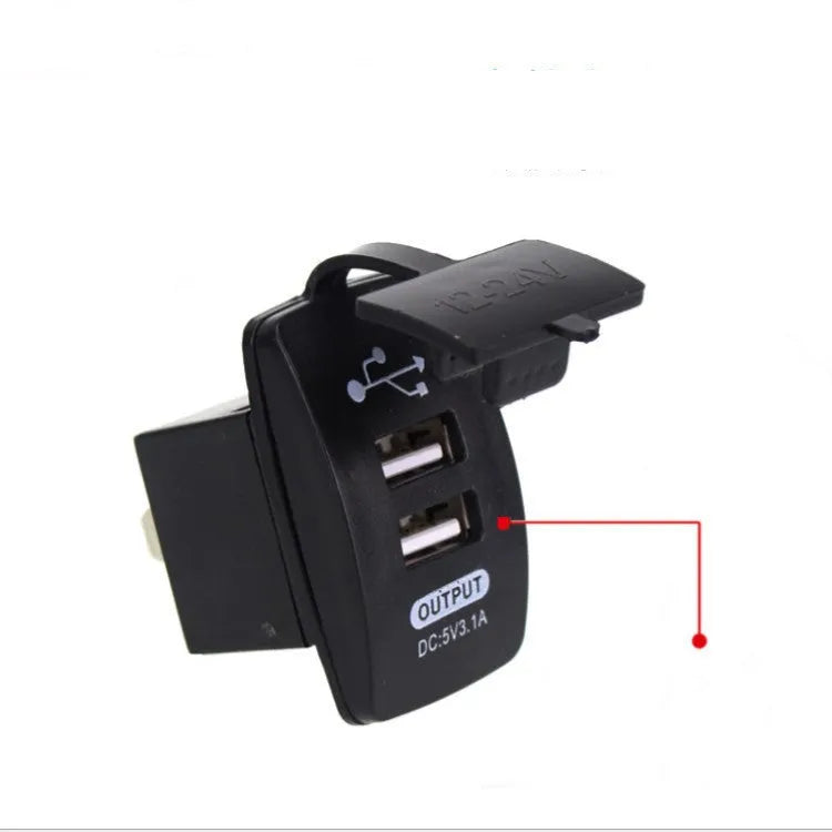 3.1A USB universal car charger in PP material for 12-24V vehicle sockets, available in blue