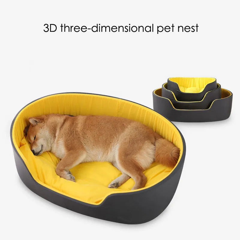 A green cloth pet kennel for dogs or cats, shown in the medium M size.