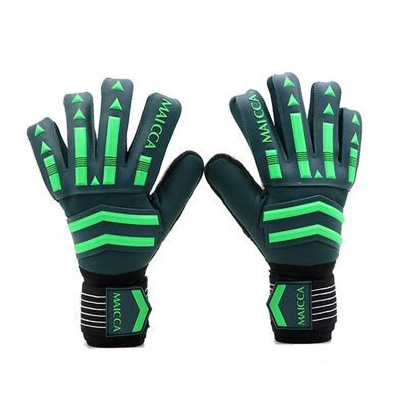 Green latex goalkeeper gloves for football training, sizes 7 to 10, with 18-21cm palm length