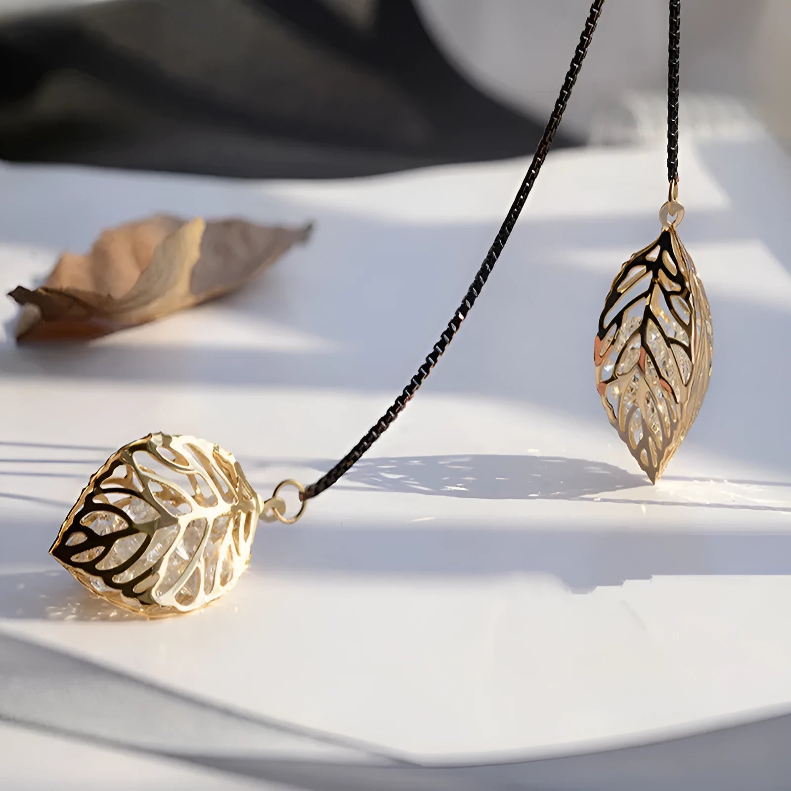 Leaf tassel long necklace black gold alloy crystal pendant snake bone chain women fashion jewellery