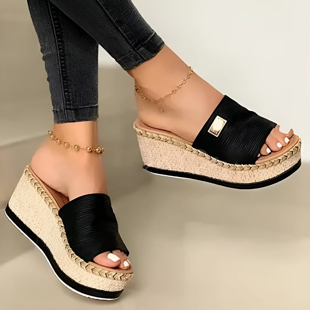 Oversized women's slippers sandals with thick muffin sole and sequin detail on artificial PU upper in Yellow