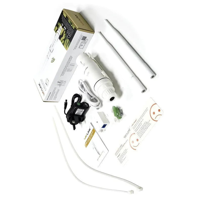 White outdoor wireless access point rangefinder with dual-band high-power coverage up to 600 metres