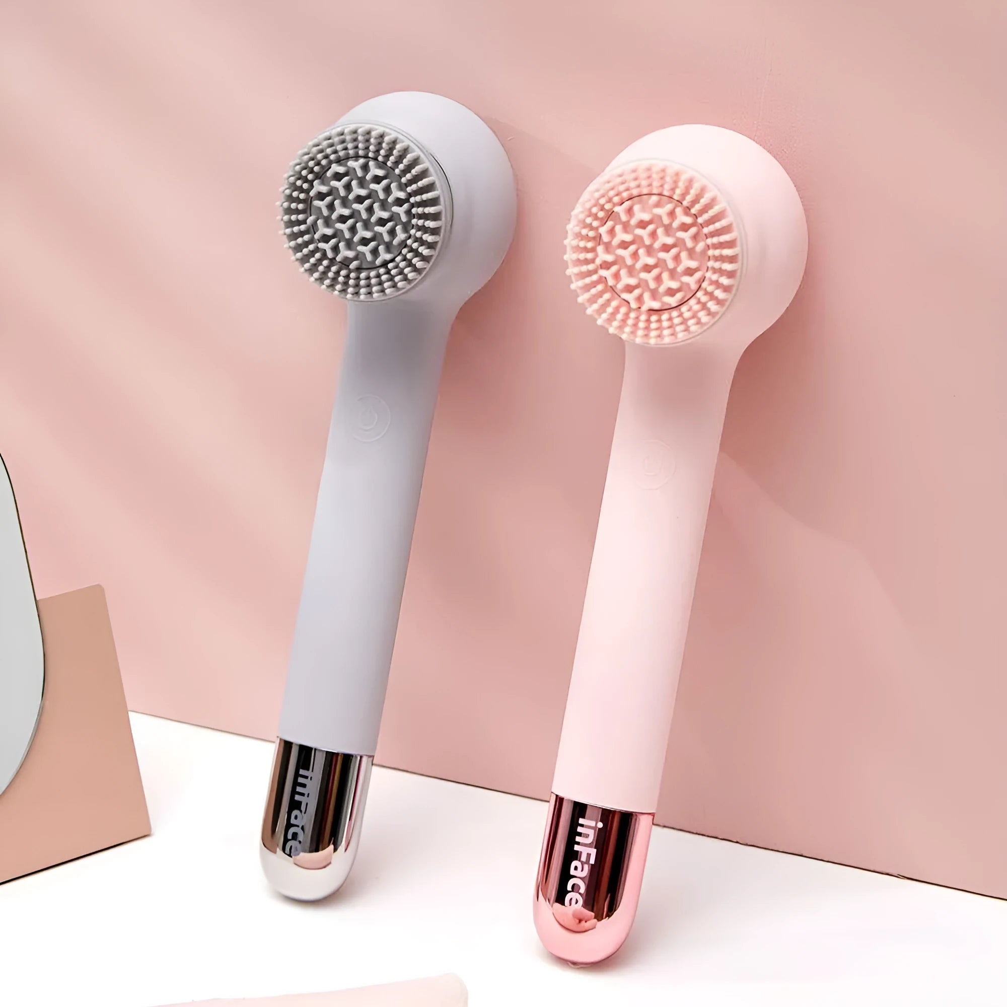 inFace automatic electric shower brush with rotating brush heads in grey or pink colour