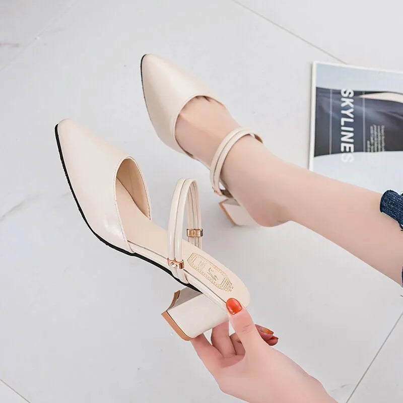 Summer gentle thick-heeled sandals with buckle closure in beige, sweet style for women