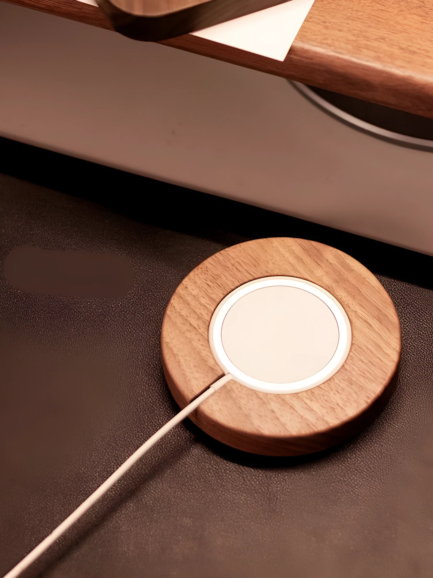 Walnut wood magnetic wireless charger bracket base with floor-standing design