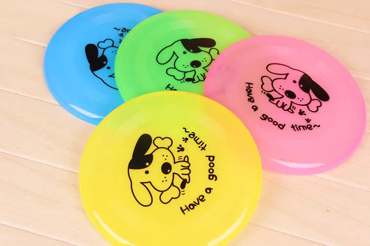 Lightweight 20cm dog flying disc in random colour for fetching games