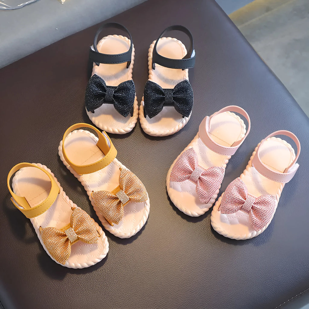 Girls' open-toe sandals with Velcro strap in pink, black or khaki, sizes 24-38, 15-22cm internal length