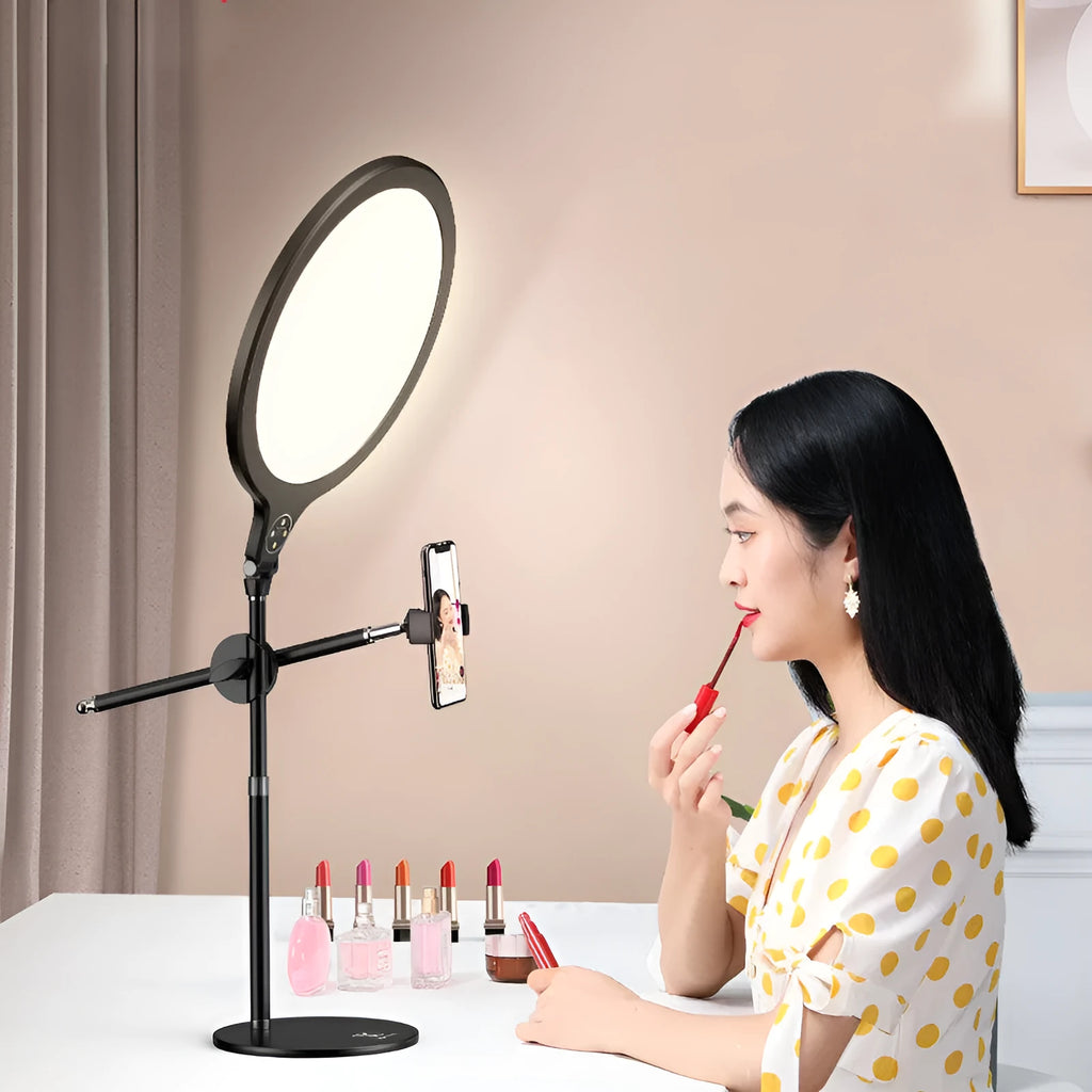 K13 desktop fill light bracket with 26cm or 35cm fill light, aluminium alloy and ABS, USB powered.