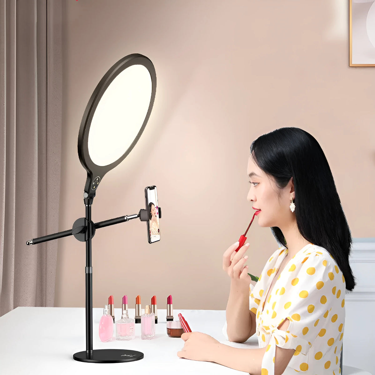 K13 desktop fill light bracket with 26cm or 35cm fill light, aluminium alloy and ABS, USB powered.