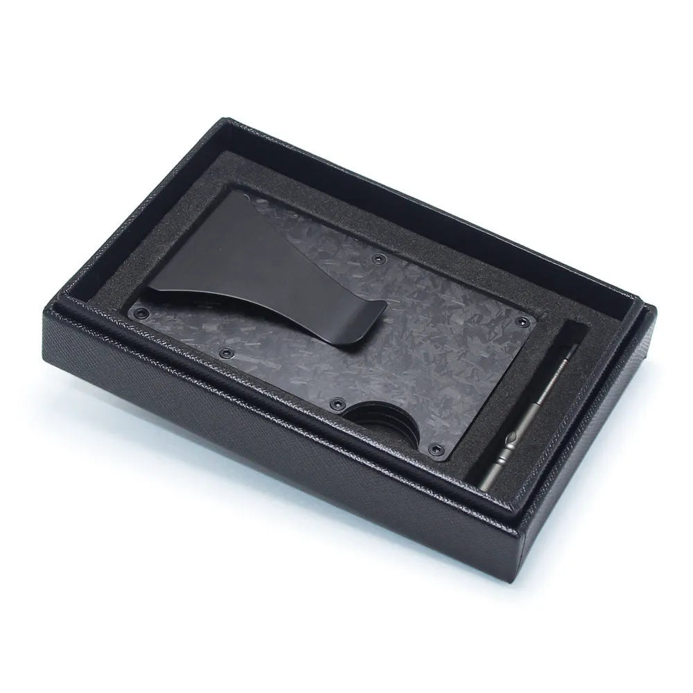 CH6600 geometric card wallet in black carbon fibre, showing slim 8mm profile and card capacity.