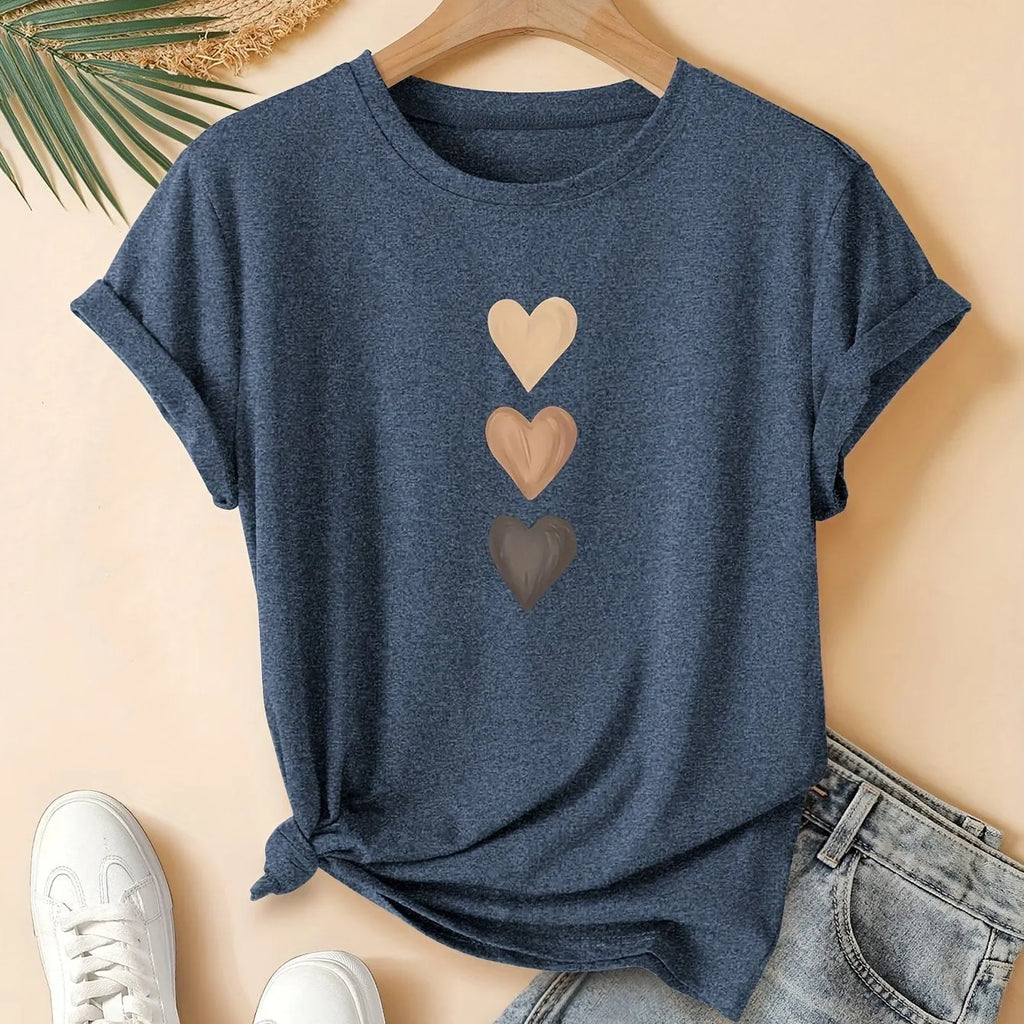Women's cotton t-shirt with three-heart art retro print in short sleeve round neck design