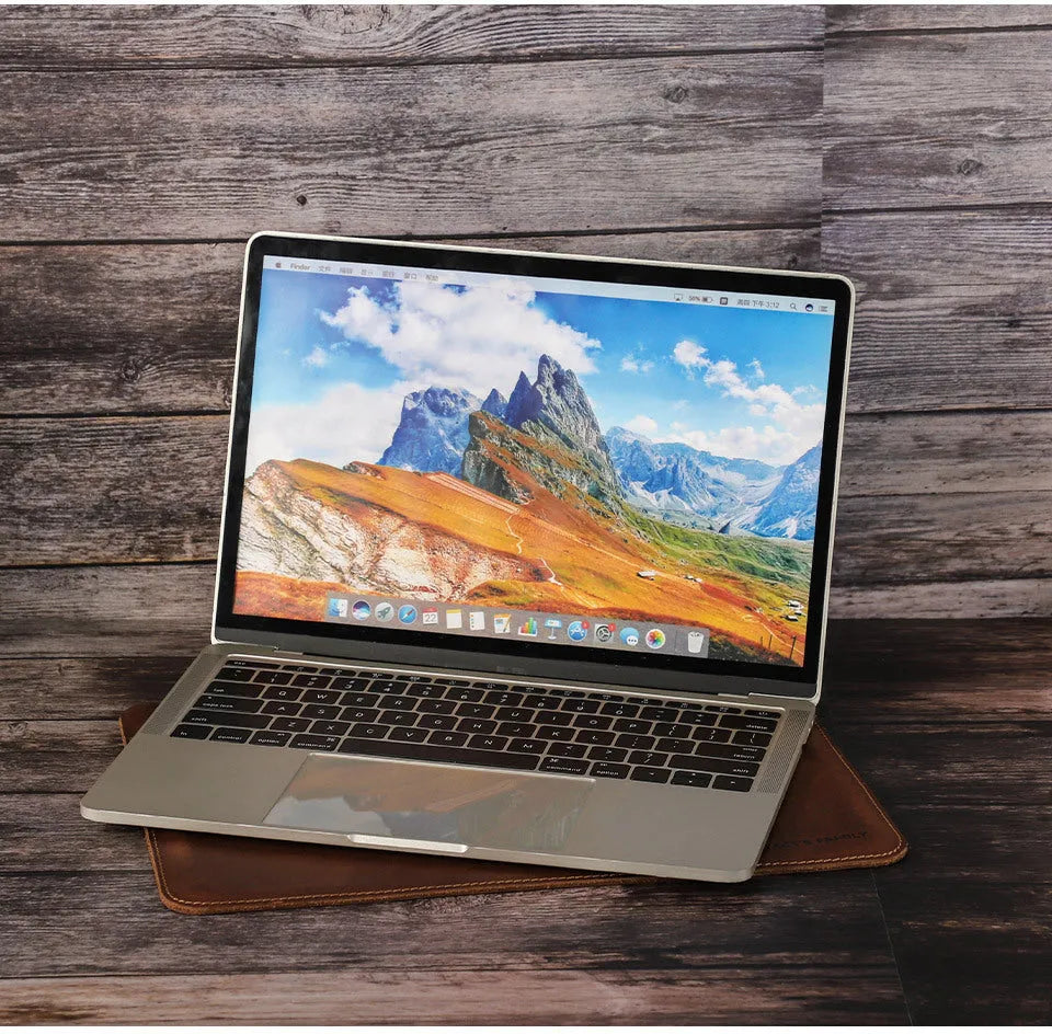 Brown Crazy Horse leather laptop bag for MacBook Pro 13.3, horizontal style