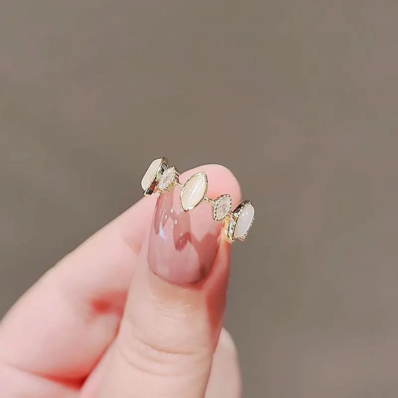 Copper geometric water drop design fashion personality opal ring for women with electroplated finish
