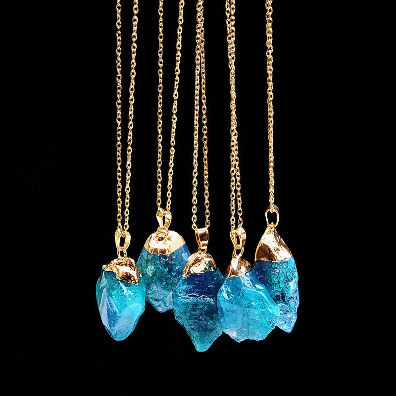 Crystal pendant necklace with natural stone and dyeing finish on adjustable chain