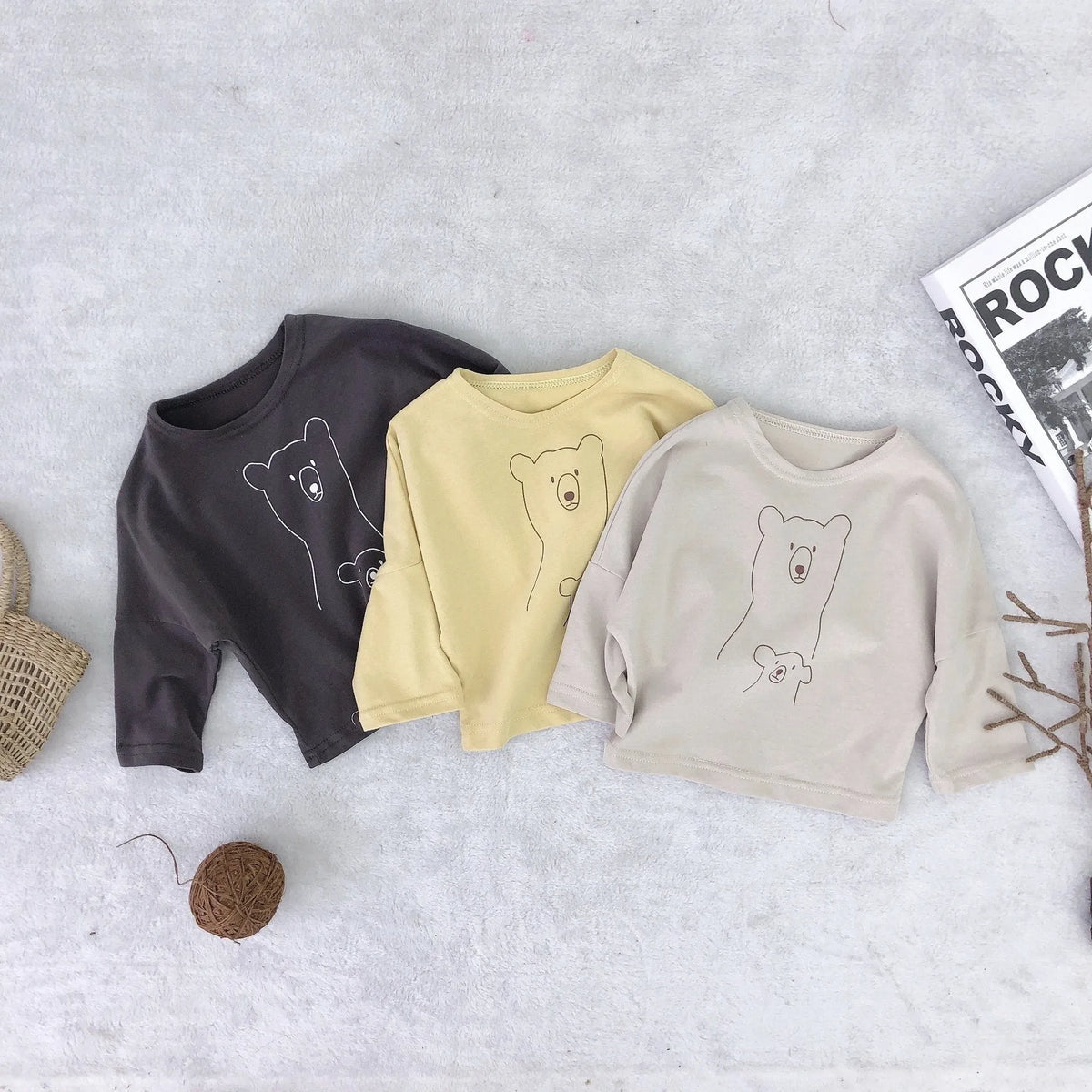 Bear print solid colour children's jacket in apricot, dark grey, or yellow, sizes 80cm to 120cm.