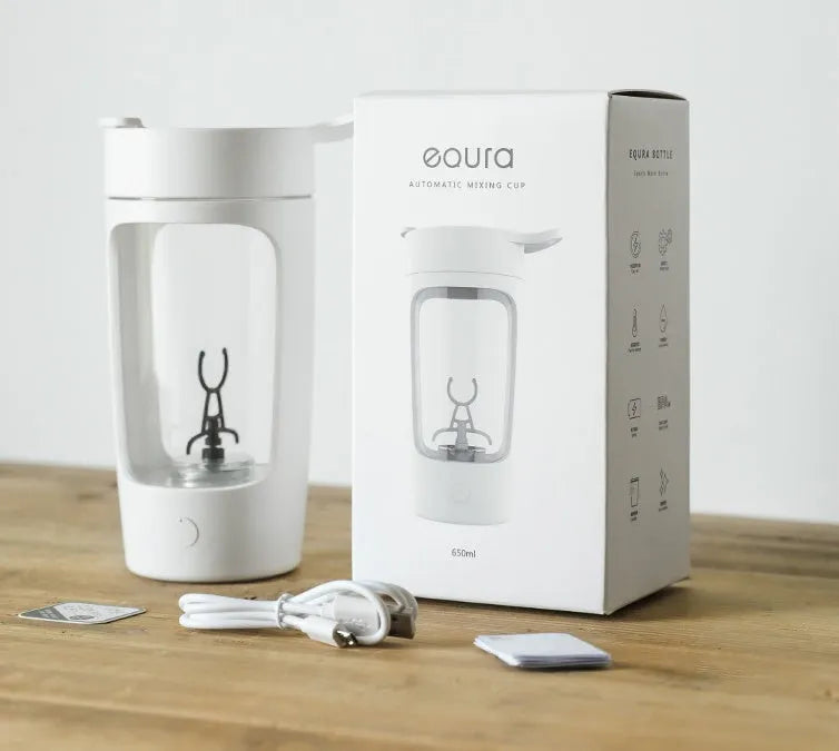 Portable USB blender with 650ml automatic mixing cup in black, blue, pink, or white colours