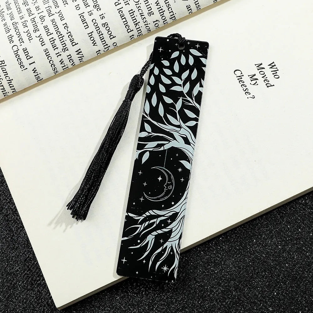 Creative skull pattern acrylic tassel bookmark for reading decoration, available in ten colour options.