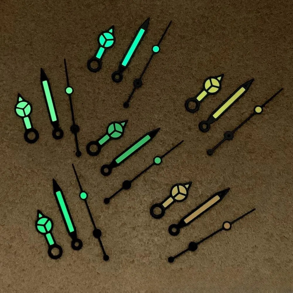 Set of three luminous watch hands with black edge green finish, sizes 7.5mm, 12mm and 12.5mm, for NH35 NH36 4R 7S movements