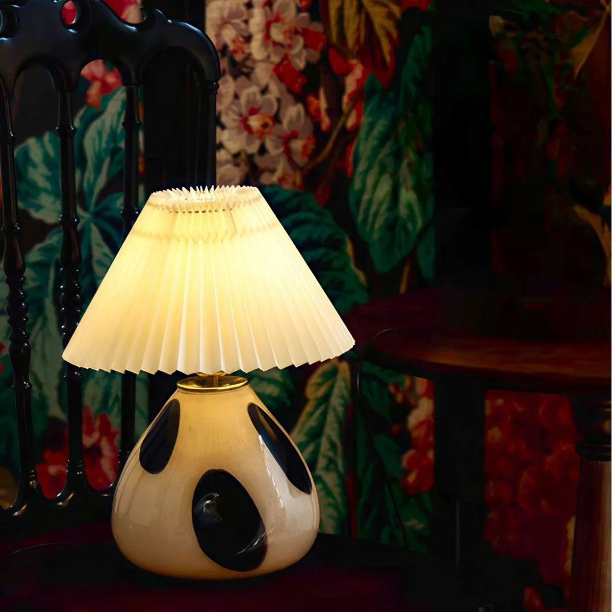 Nordic ceramic dimming table lamp in Panda or Striped design, 220V bedside desk light with plug options