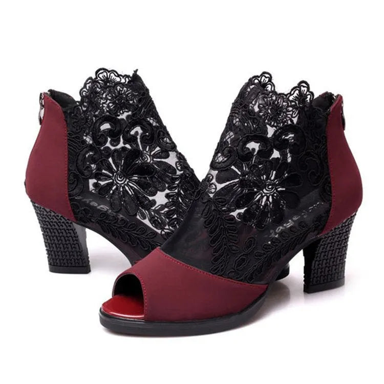 Lucyever women's black gladiator sandals with flower lace, peep toe, square heel, and side zip.