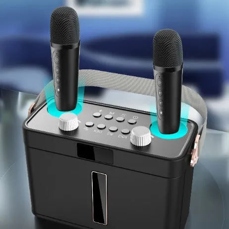 Outdoor Bluetooth speaker with two microphones, black colour, strap included